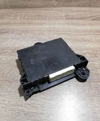 Toyota Prius (XW20) Climate control unit 8865047050 1773007311