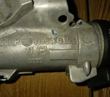 Skoda Roomster (5J) Ignition lock 6R0905851B 6R0905865