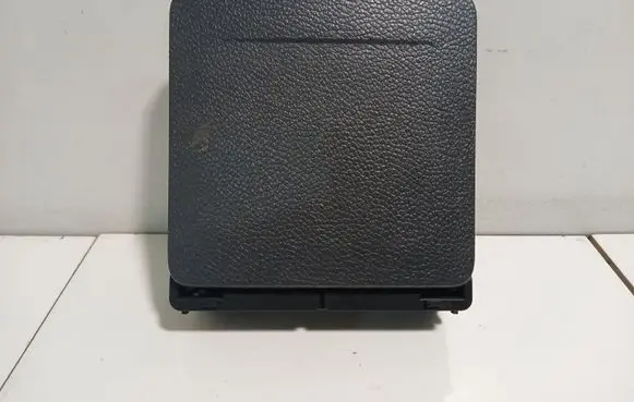 Volkswagen Golf V Cup holder 1K0862532B
