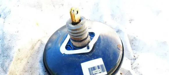 Mercedes-Benz E W210 Brake booster 0044302930 03776241014