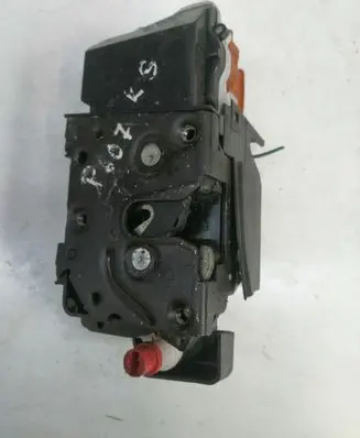 Peugeot 607 Rear door lock