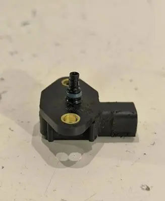 Mercedes-Benz E W211 Air pressure sensor A0041533128 16244349 3245