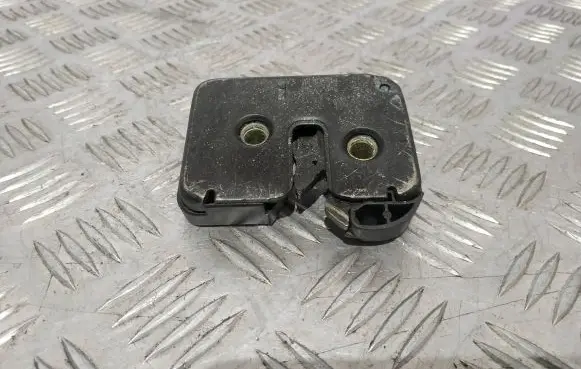 Tailgate/trunk/boot lock/catch/latch