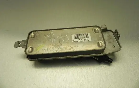 Engine oil radiator