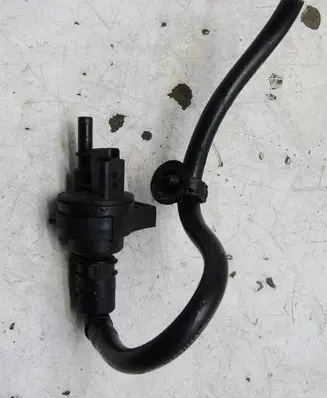 Peugeot 3008 II Valve vacuum 8200584324
