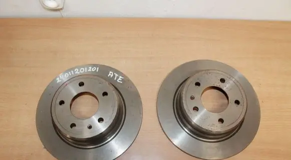 BMW 7 E32 Rear brake disc
