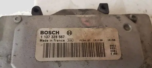 Ford Focus Coolant fan relay 1137328567