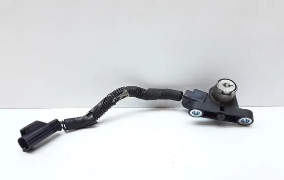 Volvo XC70 Crankshaft position sensor 30637803