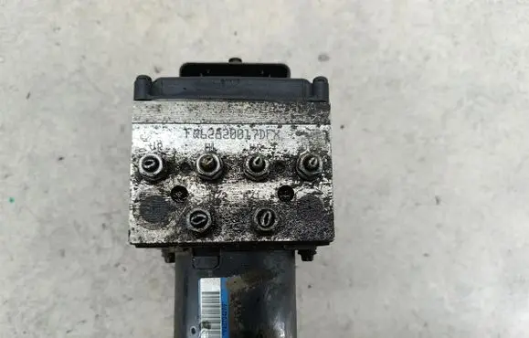 Volkswagen PASSAT B6 ABS Pump 3C0614095S