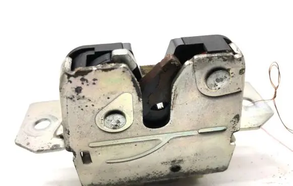 Mercedes-Benz A W169 Tailgate exterior lock 