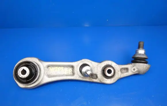 Mercedes-Benz C W205 Front lower control arm/wishbone 