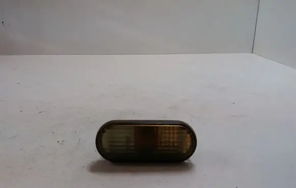 Volkswagen Polo III 6N 6N2 6NF Front fender indicator light 3A0949117A