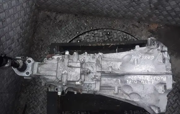 Isuzu D-Max Manual 6 speed gearbox