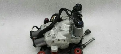 BMW 5 GT F07 Air suspension valve block 6775258
