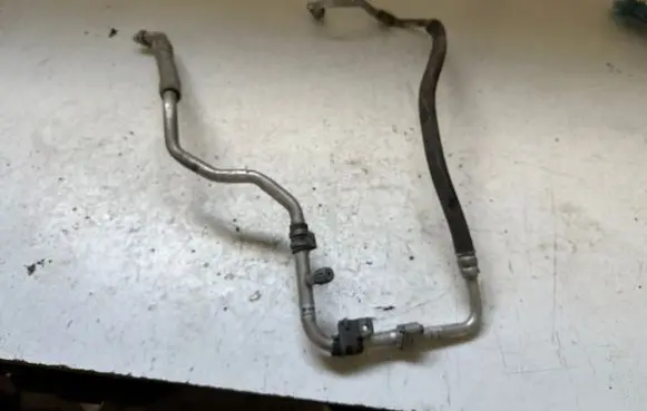 Renault Scenic IV - Grand scenic IV Air conditioning (A/C) pipe/hose 924801894R