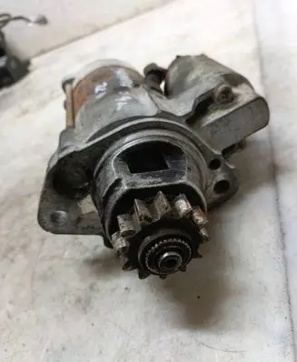 Nissan Primera Starter motor 233008H801 M008T71471