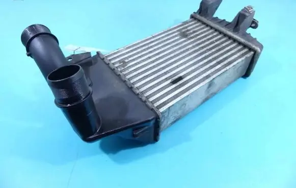 Opel Zafira B Intercooler radiator 13240831 IMPRK1293362