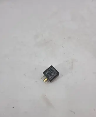 Volkswagen Golf II Other relay 191955529