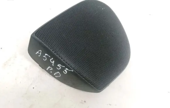 Side speaker trim/cover