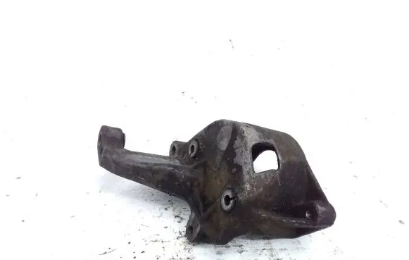 Volkswagen PASSAT B4 Engine mounting bracket 028145523E