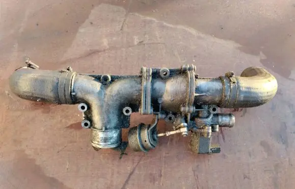 Jaguar XF X250 EGR valve C2D3772 1043806S02 1043806