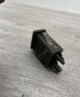 Ford Galaxy Windscreen/window heater switch 7m5959621b