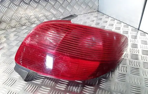 Peugeot 206 Rear/tail lights 2531
