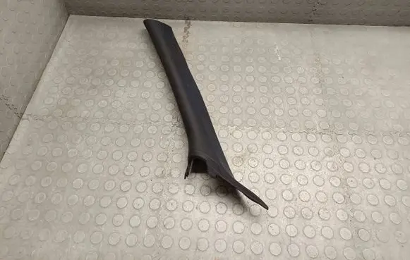 BMW X5 E53 (A) pillar trim 8203865