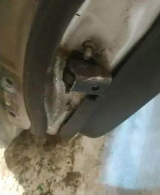 Toyota Avensis T250 Rear door check strap stopper 