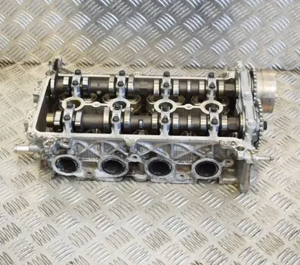 Toyota Prius (XW20) Engine head 1110121061