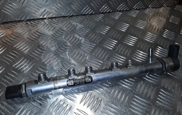 BMW 3 F30 F35 F31 Fuel main line pipe 780912704 0445214182 0281002738