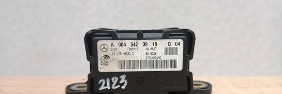 Mercedes-Benz E W211 ESP acceleration yaw rate sensor A0045423918 10170103823