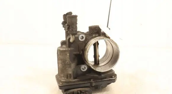Toyota Verso Throttle body valve 261000R020