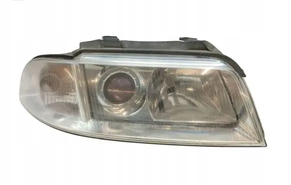Audi A4 S4 B5 8D Headlight/headlamp 8D0941004AK