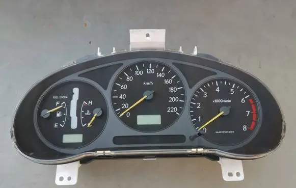 Subaru Impreza II Speedometer (instrument cluster) 85012FE390
