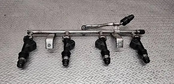 Opel Astra H Fuel injectors set 25343299