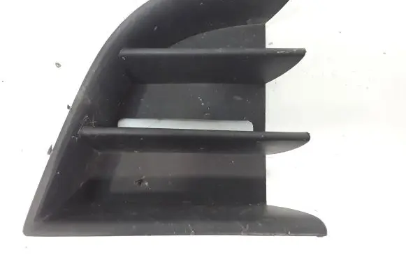 Skoda Octavia Mk2 (1Z) Front bumper lower grill