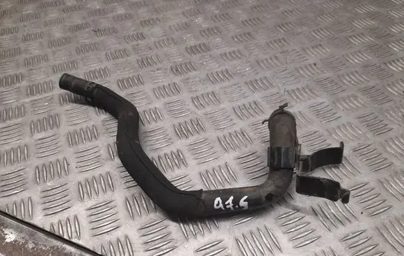 Audi Q7 4L Engine coolant pipe/hose 7L8121070