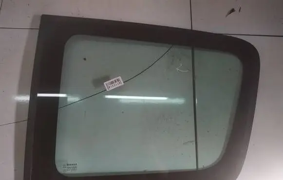 Renault Espace - Grand espace IV Rear side window AS2