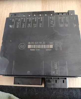 Mercedes-Benz S W220 Seat control module 2208206926