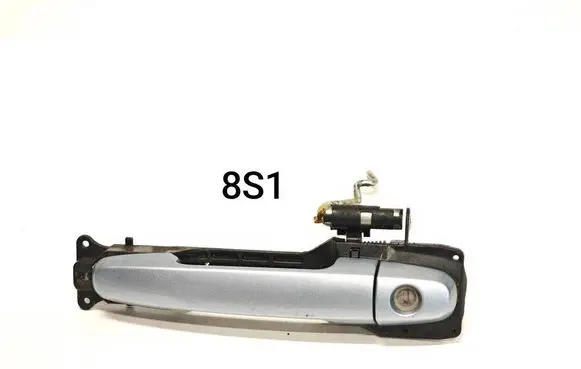 Toyota Auris 150 Front door exterior handle 
