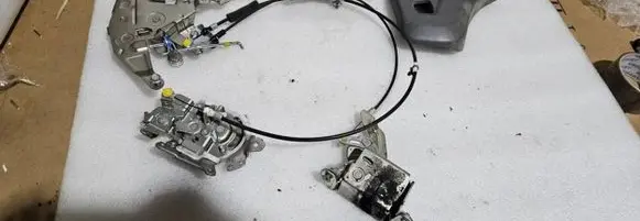 Nissan NV200 Sliding door lock 