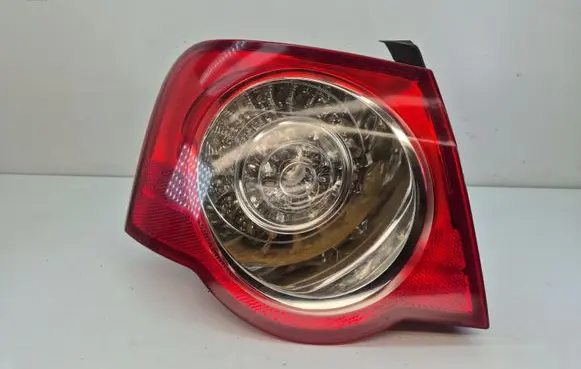 Volkswagen PASSAT B6 Rear/tail lights 3C5945095C