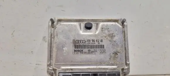 Audi A6 S6 C5 4B Engine control unit/module 038906012AB 28SA4266 0281010203