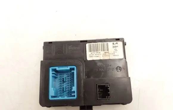 Citroen Berlingo Air conditioning/heating control unit 9832228080
