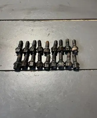 BMW 5 E60 E61 Nuts/bolts 