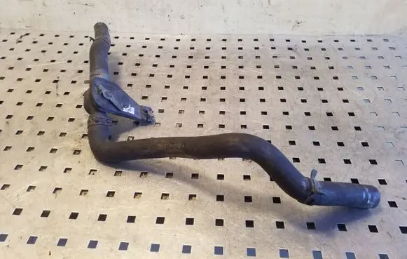 Volkswagen Transporter - Caravelle T4 Engine coolant pipe/hose 074122073P 701819809D