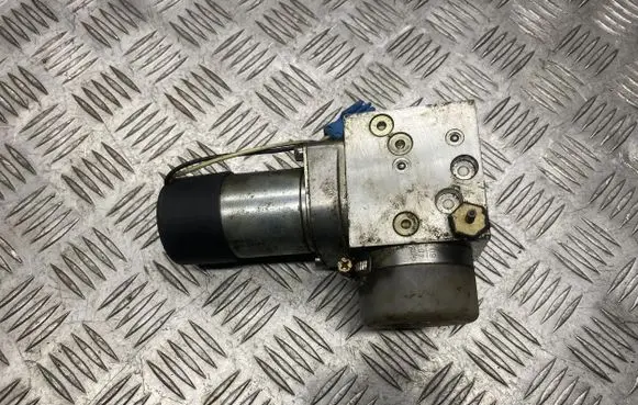 Mercedes-Benz E W211 Convertible roof hydraulic pump HB70018200A 900012 7015684