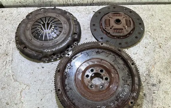 Skoda Roomster (5J) Clutch set kit 038141032