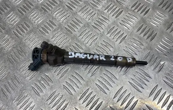 Jaguar XE Fuel injector 0445110654 G4D39K546AA